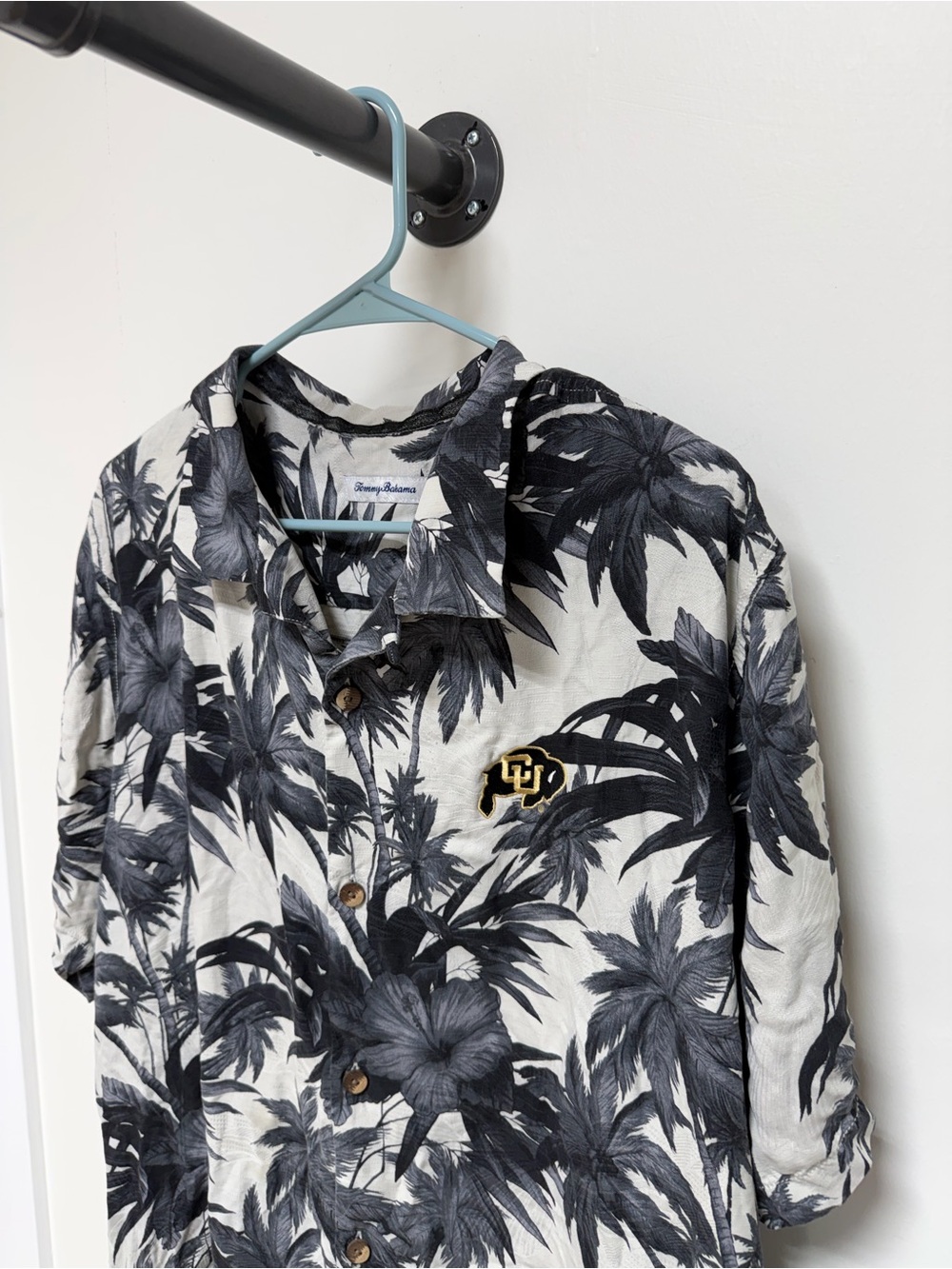 Tropical Short Sleeve Button-Up Shirt in Black & White- Colorado University